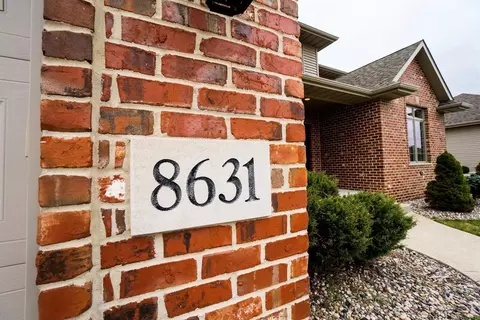 8631 Tapper St, Saint John, IN 46373 photo 4