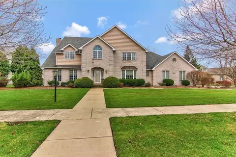 10302 Fox Run Ln, Munster, IN 46321 photo 1