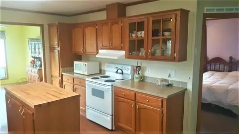 207 E Walnut St, Morocco, IN 47963 photo 8