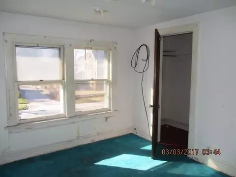 711 Cleveland St, Gary, IN 46404 photo 9