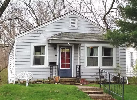 7941 Locust Ave, Gary, IN 46403 photo 1
