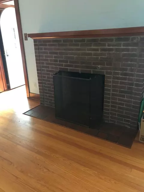 1944 Davis Ave, Whiting, IN 46394 photo 3