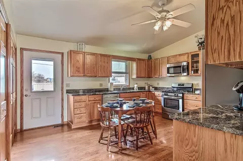 896 Apache Ln, Lowell, IN 46356 photo 8