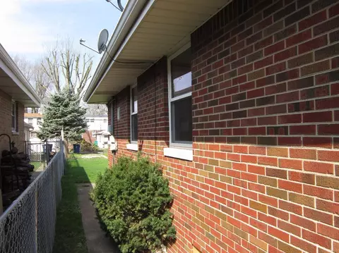 4744 Washington St, Gary, IN 46408 photo 4