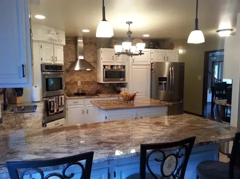 9801 W Rustic Dr, De Motte, IN 46310 photo 10