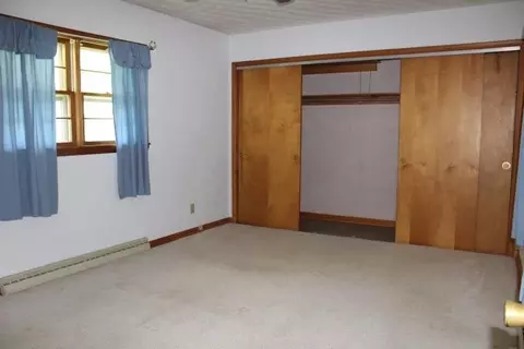 103 E John St, Knox, IN 46534 photo 7