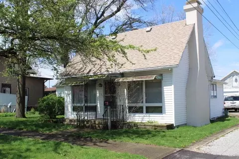 103 E John St, Knox, IN 46534 photo 3