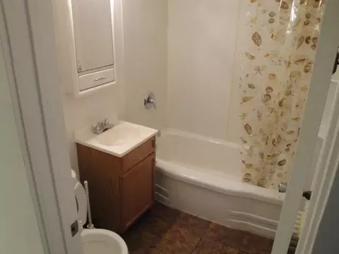 1404 Jackson St, Gary, IN 46407 photo 3