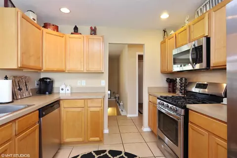 53121 Flowing Stream Ct, South Bend, IN 46628 photo 5