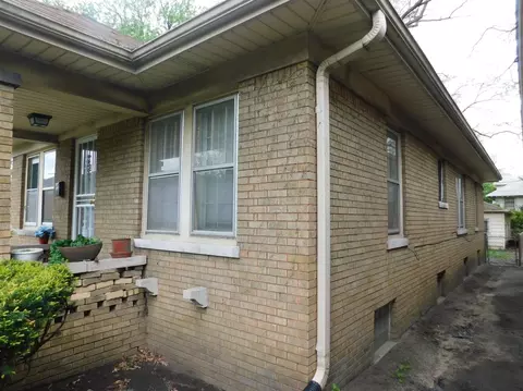 332 W 45th Ave, Gary, IN 46408 photo 3