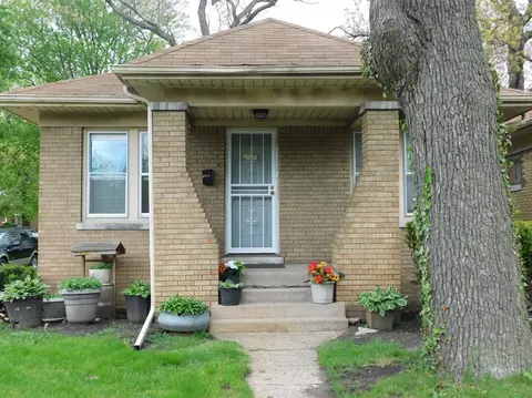 332 W 45th Ave, Gary, IN 46408 photo 2