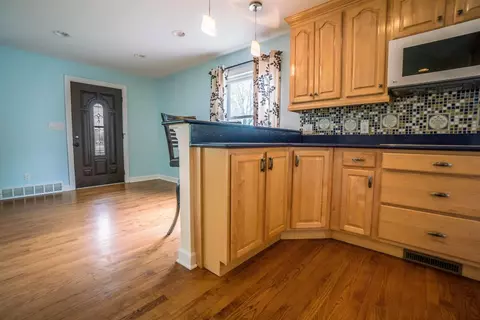 401 W 44th Pl, Griffith, IN 46319 photo 9
