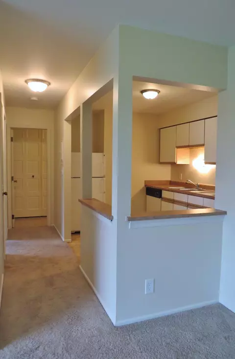 8137 Cedar Point Dr #118, Crown Point, IN 46307 photo 3
