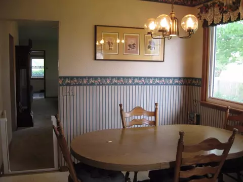 608 Thomas St, Crown Point, IN 46307 photo 9