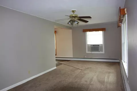 306 E Bates St, Hebron, IN 46341 photo 6