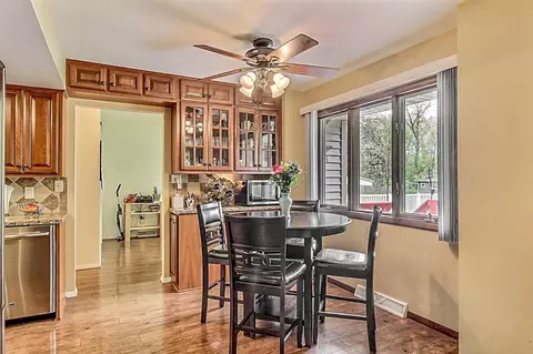 9640 Northcote Ave, Saint John, IN 46373 photo 5