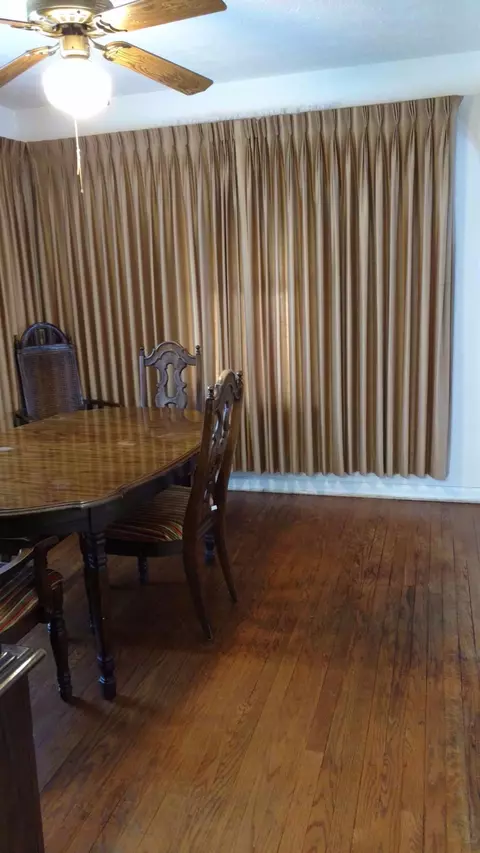 456 Tompkins St, Gary, IN 46406 photo 4