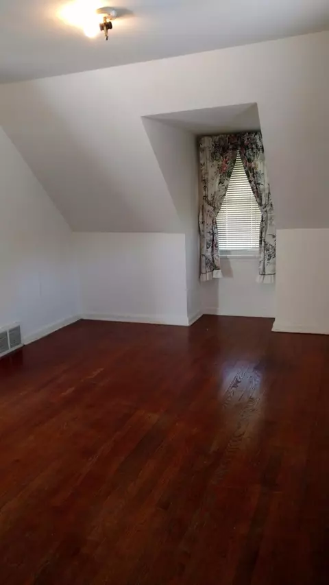 456 Tompkins St, Gary, IN 46406 photo 9
