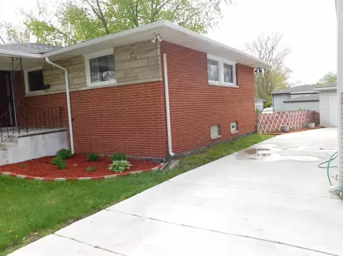 1580 Porter St, Gary, IN 46406 photo 2