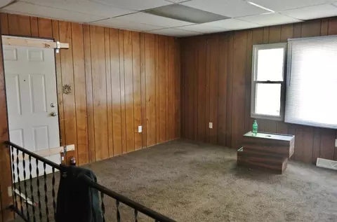 906 E 43rd Ave, Gary, IN 46409 photo 4