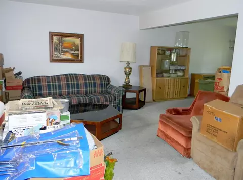 8229 Madison Ave, Munster, IN 46321 photo 2