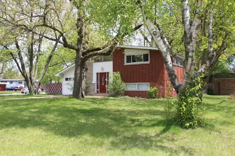 6911 Ash Pl, Gary, IN 46403 photo 4