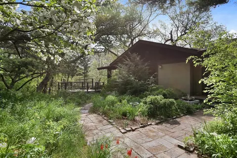2 Crest Dr, Dune Acres, IN 46304 photo 9