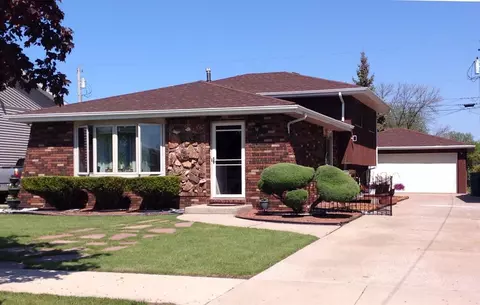 7519 Parrish Ave, Hammond, IN 46323 photo 1