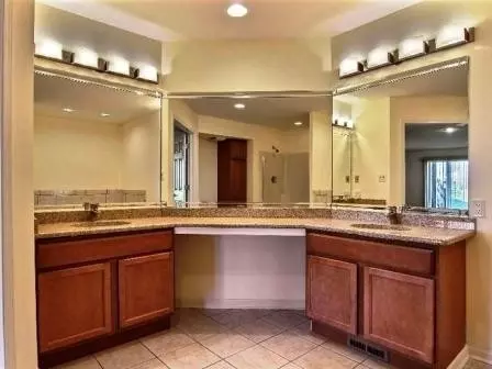 5065 Spinnaker Ln #A, Crown Point, IN 46307 photo 10