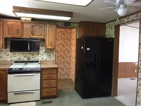 16 Union St, Union Mills, IN 46382 photo 6
