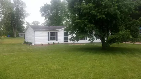 5339 E Pine St, Knox, IN 46534 photo 2