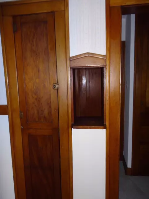 451 E 8th St, Hobart, IN 46342 photo 9