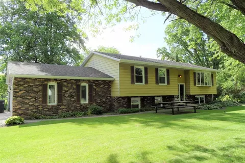1898 Samuelson Rd, Portage, IN 46368 photo 2