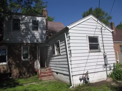 403 N Harvey St, Griffith, IN 46319 photo 3