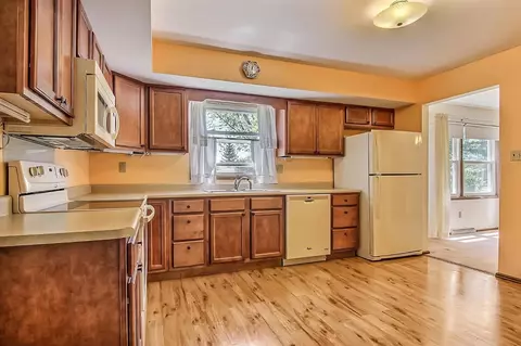 307 Elizabeth Dr, Crown Point, IN 46307 photo 6