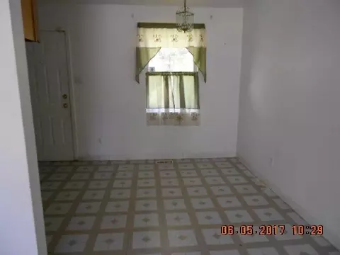 5207 W 11th Ave, Gary, IN 46406 photo 8