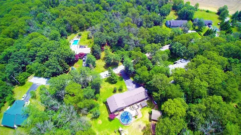 5442 E Dixie Ave, De Motte, IN 46310 photo 9