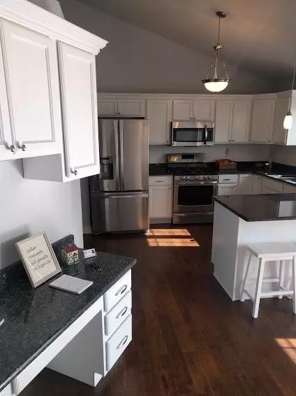 2418 Legend Cir, Chesterton, IN 46304 photo 6