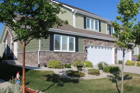 2418 Legend Cir, Chesterton, IN 46304 photo 1