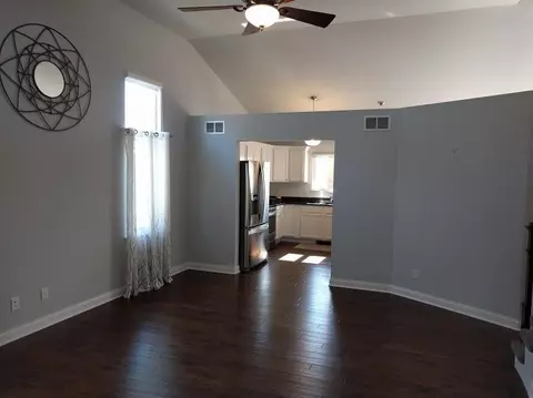2418 Legend Cir, Chesterton, IN 46304 photo 7
