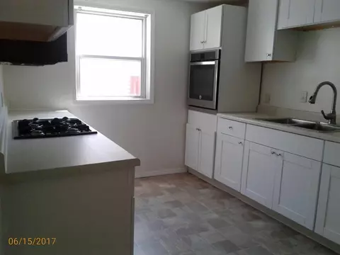 430 N Lindberg St, Griffith, IN 46319 photo 5