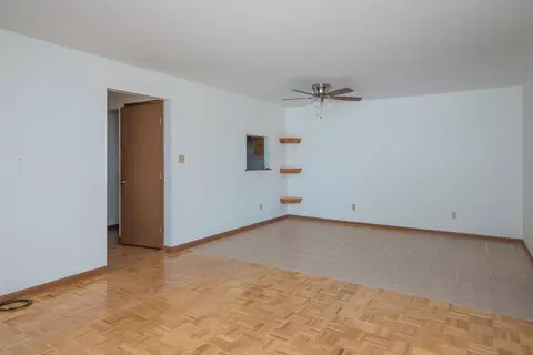 1444 Woodview Dr #12, Crown Point, IN 46307 photo 3