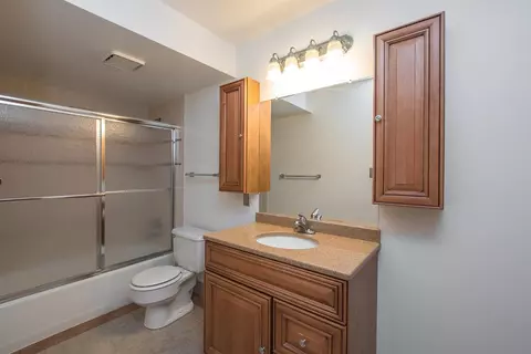 1444 Woodview Dr #12, Crown Point, IN 46307 photo 7