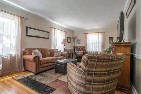 433 N Lafayette St, Griffith, IN 46319 photo 8