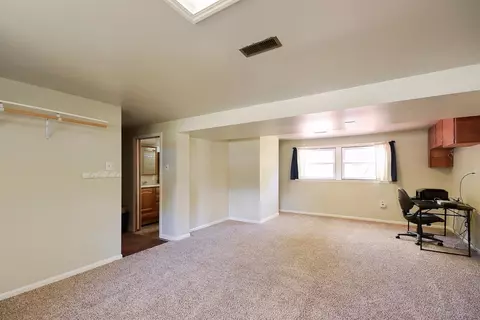 10319 N 477, De Motte, IN 46310 photo 9
