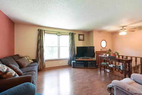 10319 N 477, De Motte, IN 46310 photo 2