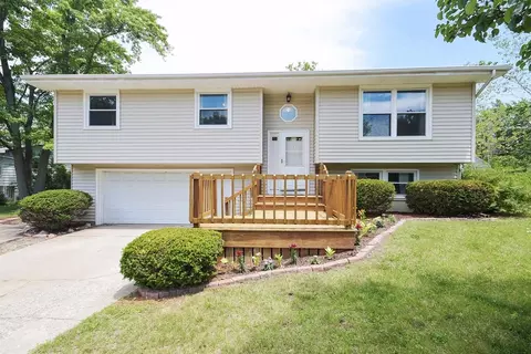 10319 N 477, De Motte, IN 46310 photo 1