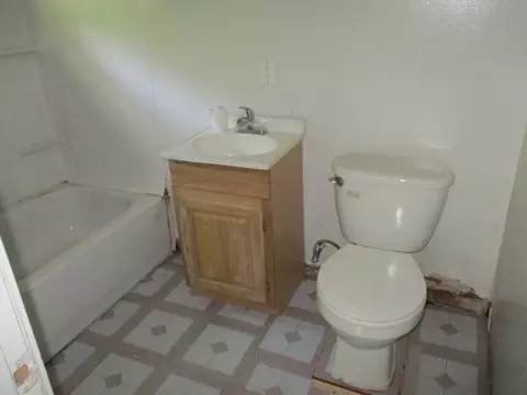7063 W 22nd Ave, Gary, IN 46406 photo 4