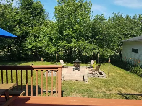 214 Christine Ct, Steger, IL 60475 photo 2