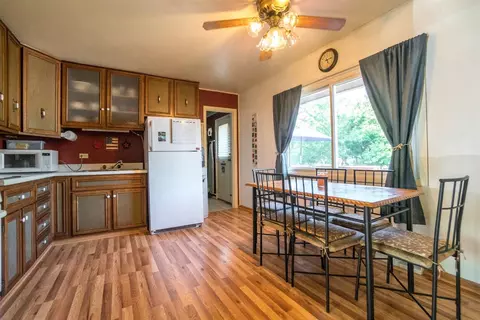 214 Christine Ct, Steger, IL 60475 photo 6